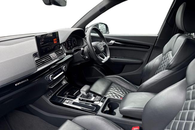AUDI Q5 Photo 2
