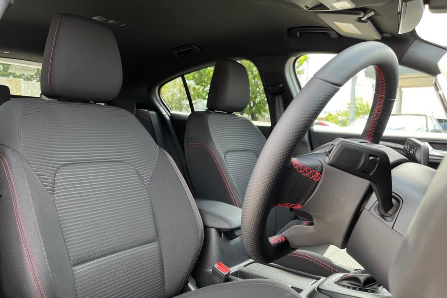 Ford Focus Photo autoimg-d9387d44aaf7a6f1ecf02da249ff7d5048f1b5d7.jpg