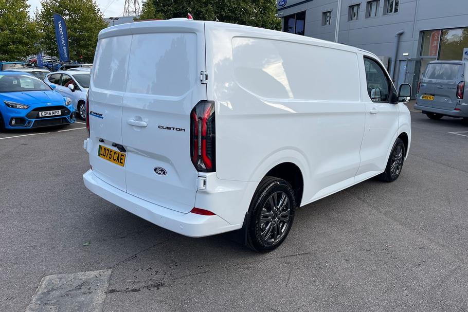 Used Ford E-TRANSIT CUSTOM LD75CAE 39