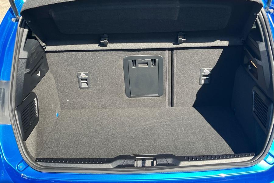 Ford FOCUS Photo autoimg-d94ac936d2f71069b44366a83b4d127684fb65b0.jpg