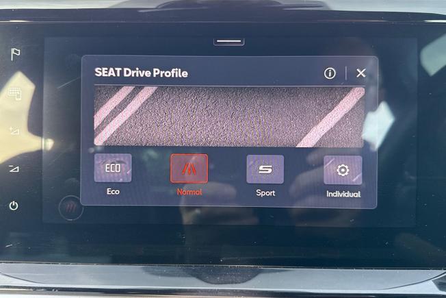 SEAT Arona Photo 28