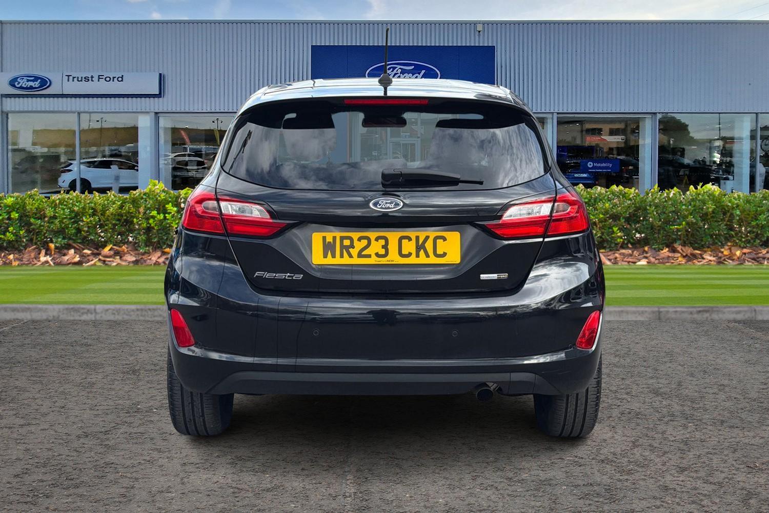 Ford FIESTA Photo 6