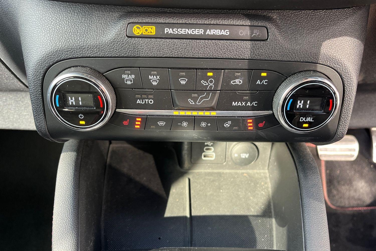 Ford Kuga Photo 27