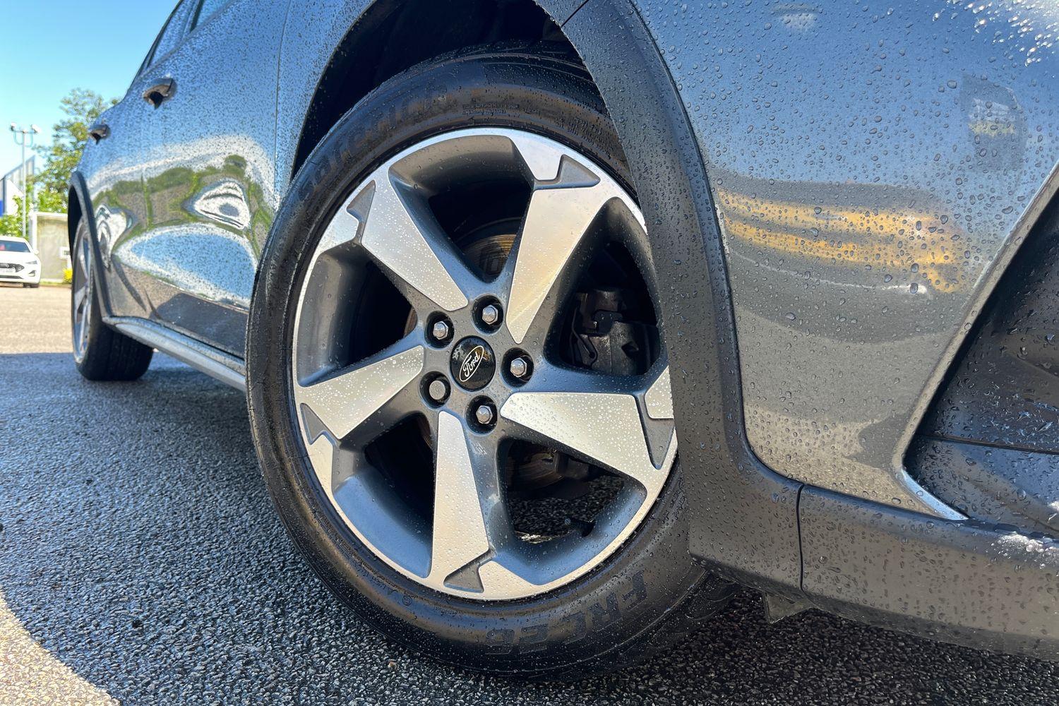 Ford Focus Photo 7