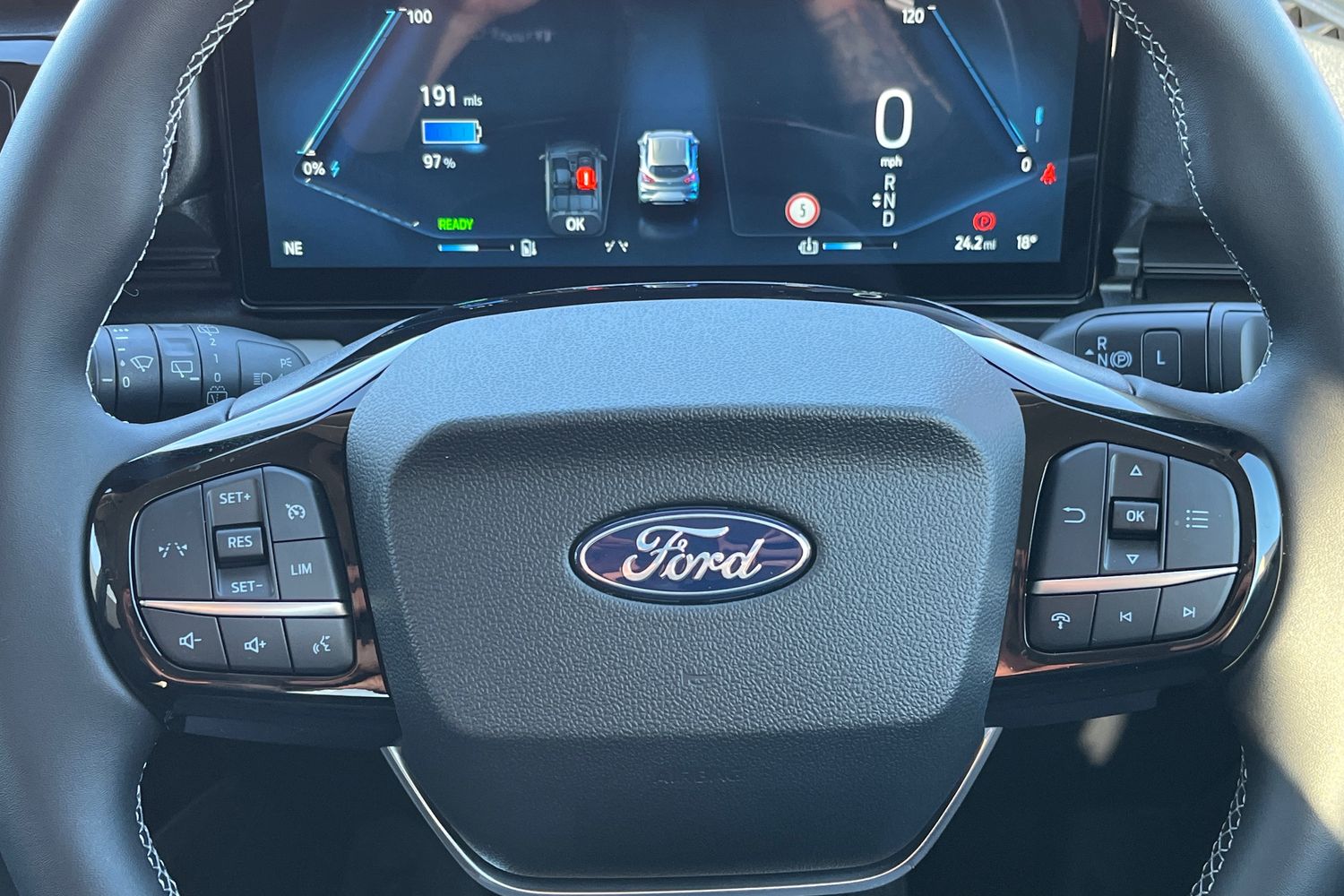 Ford Puma Gen-E Photo 11
