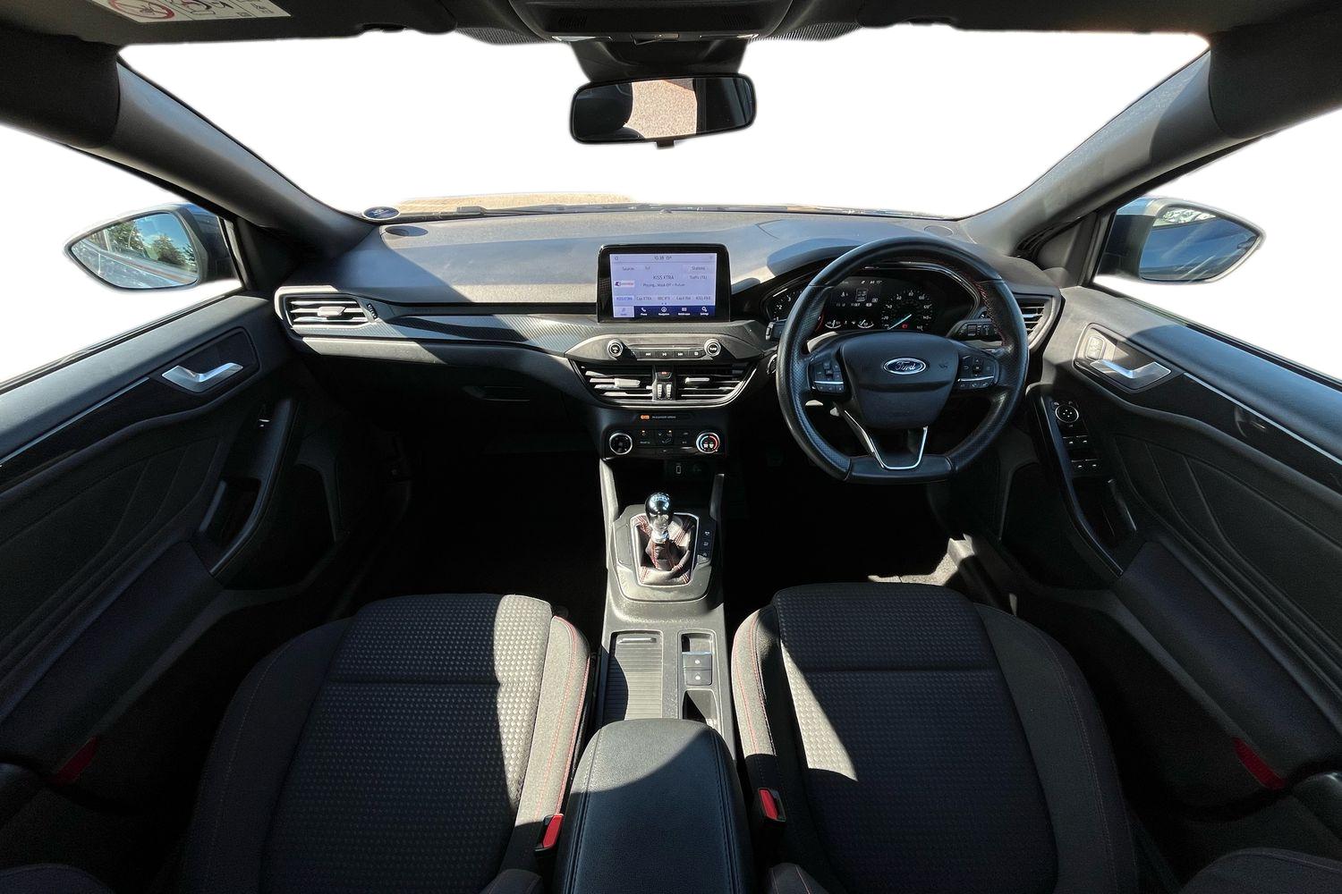 Ford Focus Photo 9