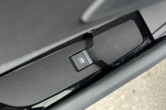 AUDI Q3 Photo 48