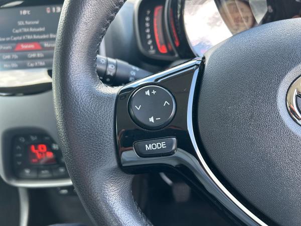 Toyota AYGO Photo autoimg-d95d94bb11600e6d02e814f4ee8df0d39496dc84.jpg