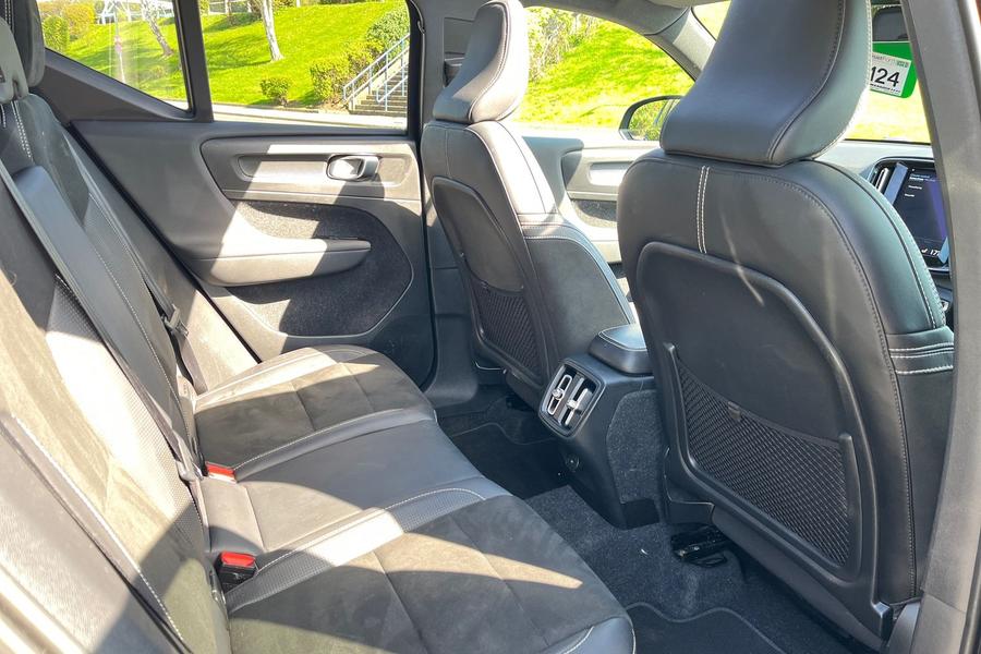 Volvo XC40 Photo autoimg-d95f8cf7600f1fe400e27e8d67654c9de654fb58.jpg