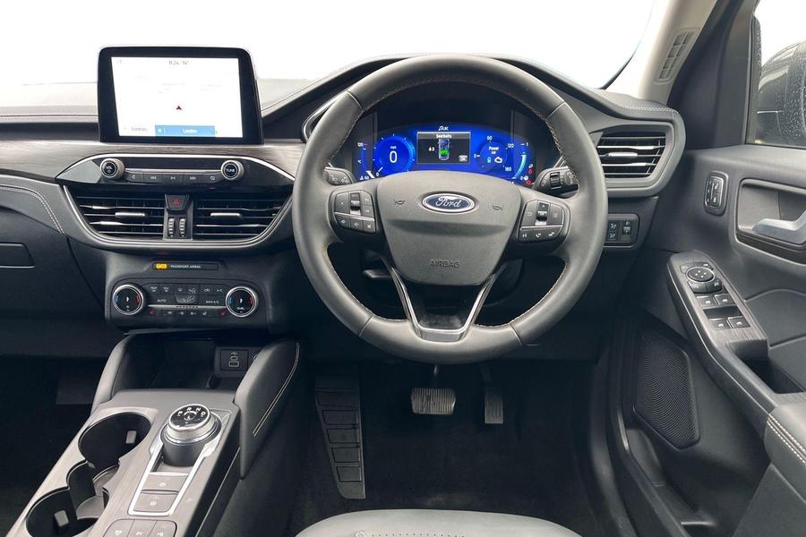 Ford Kuga Photo autoimg-d95fdede62c9754d2ff26c605b4779a7be02a7cb.jpg