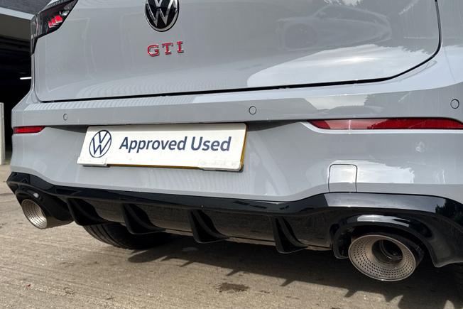 VOLKSWAGEN Golf Photo 27