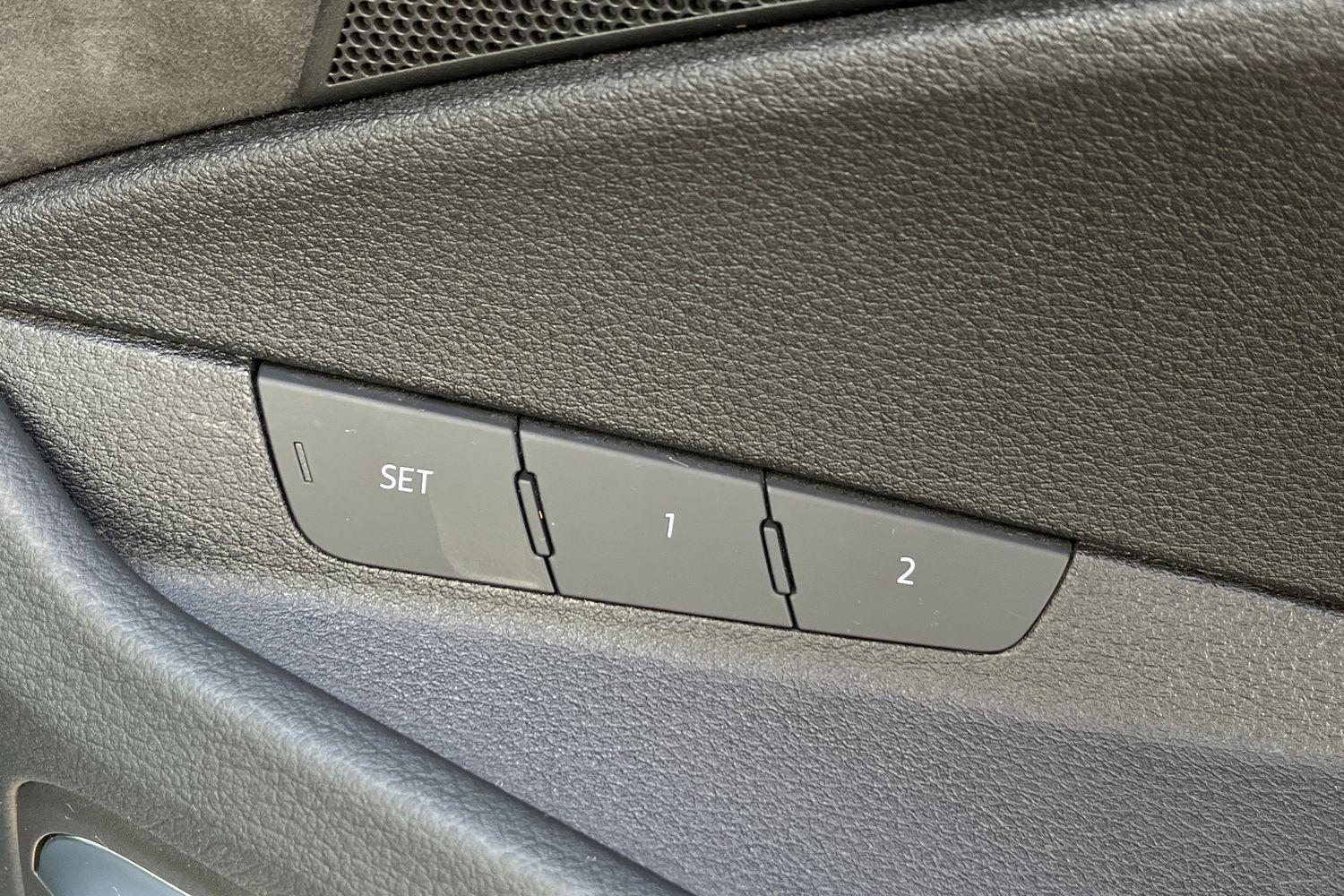 Audi E-TRON Photo 25