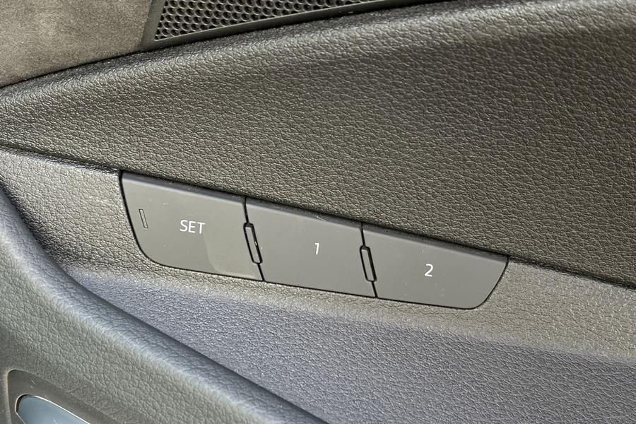 Audi E-TRON Photo autoimg-d961eb15fa598d4085a26d69d17f9b7d3e4bf167.jpg