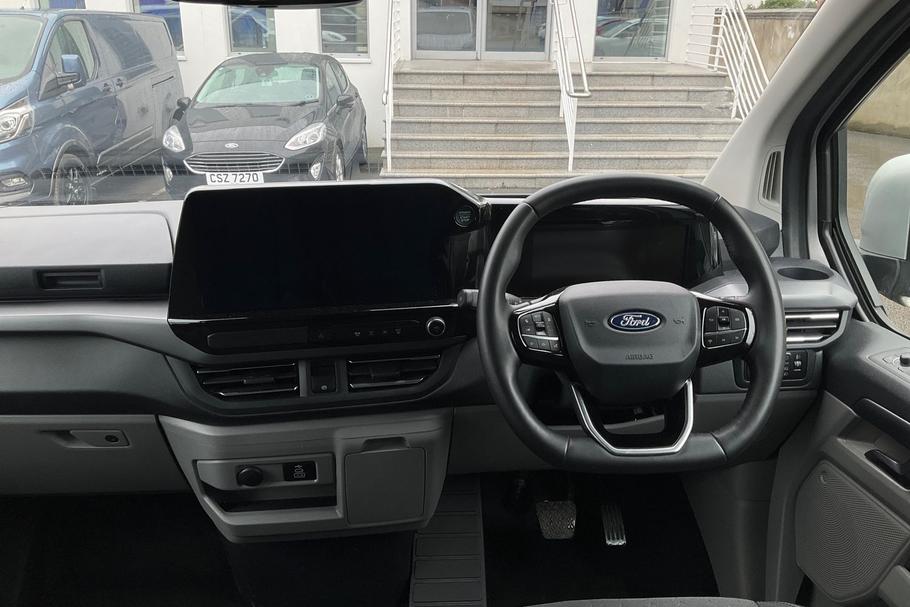 Used FORD TOURNEO CUSTOM BC24PSY 24