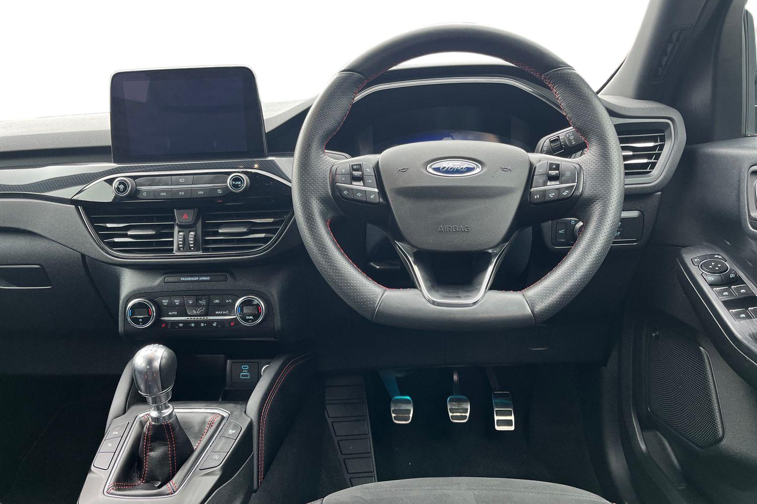 Ford KUGA Photo 10