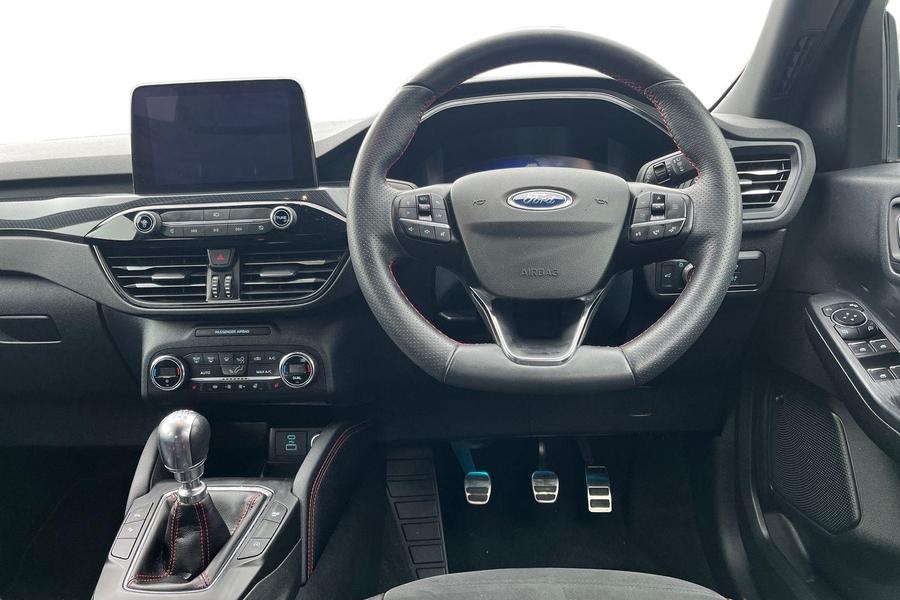 Ford KUGA Photo autoimg-d964ebfc3b6555a3a4d67f73261e35457c444883.jpg