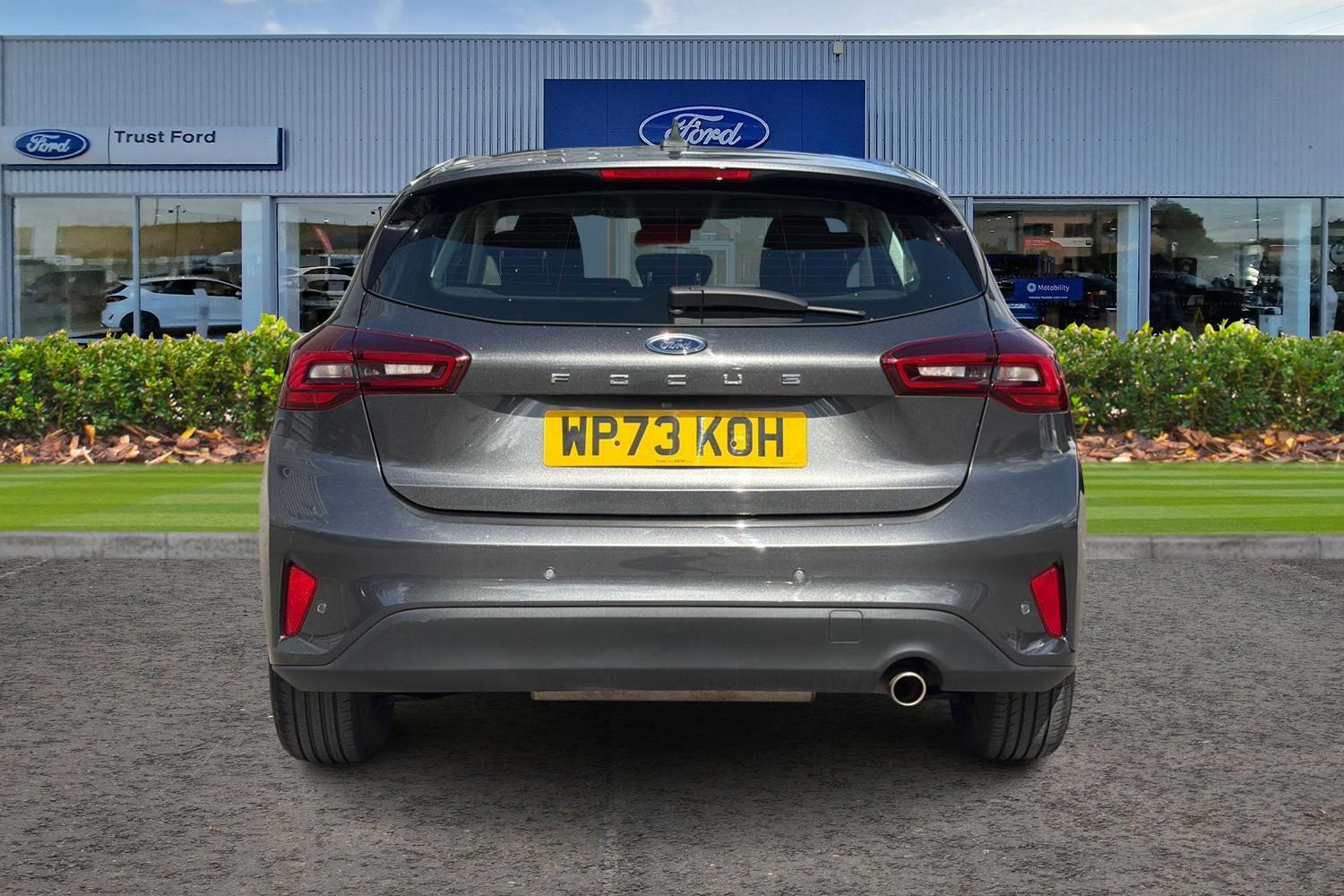 Ford FOCUS Photo 6