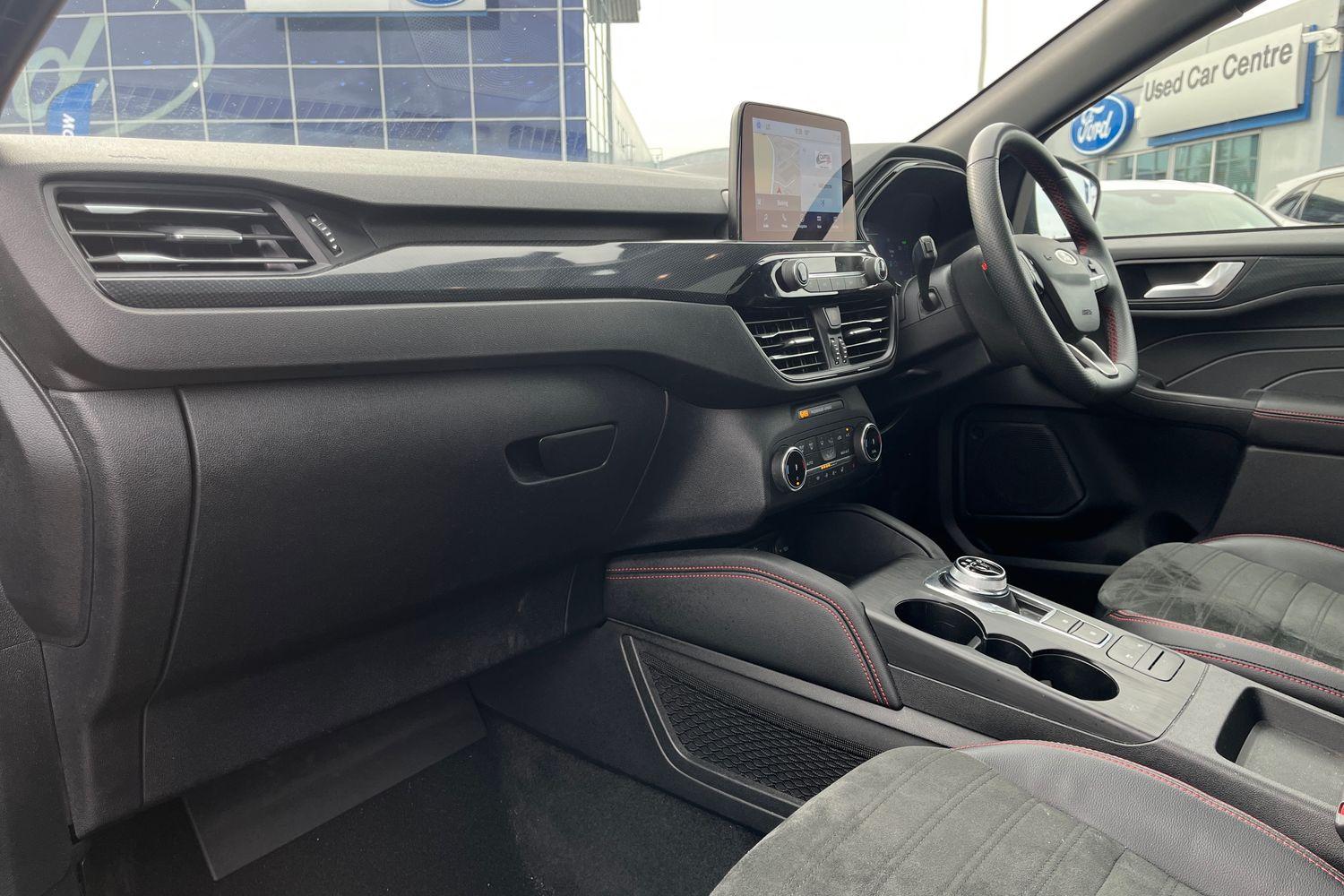 Ford KUGA Photo 17