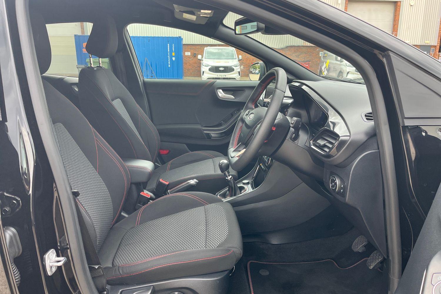 Ford Puma Photo 16