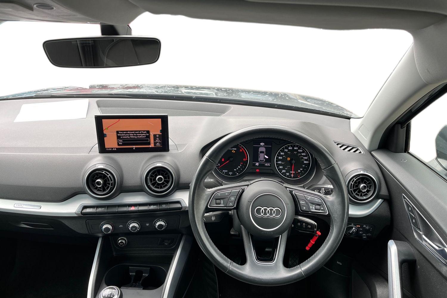 Audi Q2 Photo 10