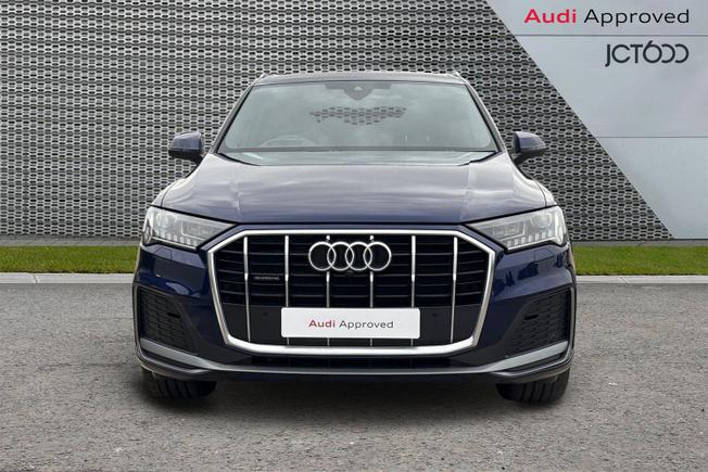 AUDI Q7 Photo 8