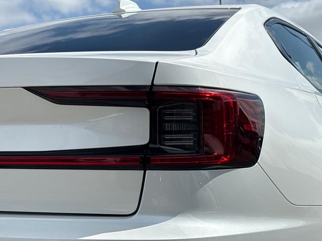 POLESTAR Polestar 2 Photo 18