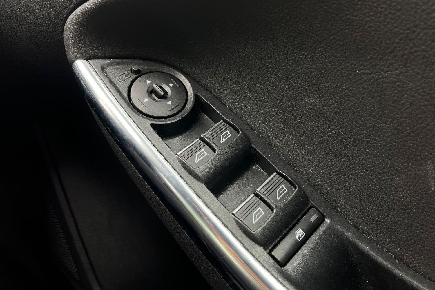 Ford Focus Photo 15