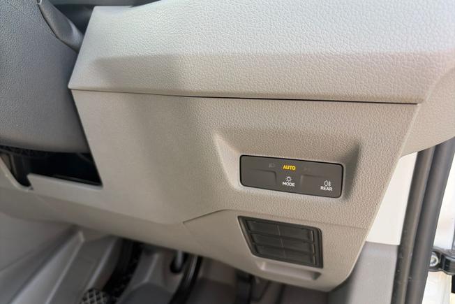 Volkswagen Crafter Photo 43