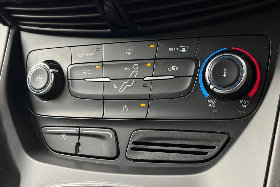 Ford C Max Photo autoimg-d9975828e3edbc7b2bfda160c4f523a224e9cca0.jpg