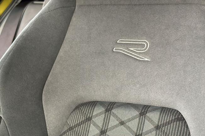 VOLKSWAGEN Golf Photo 47