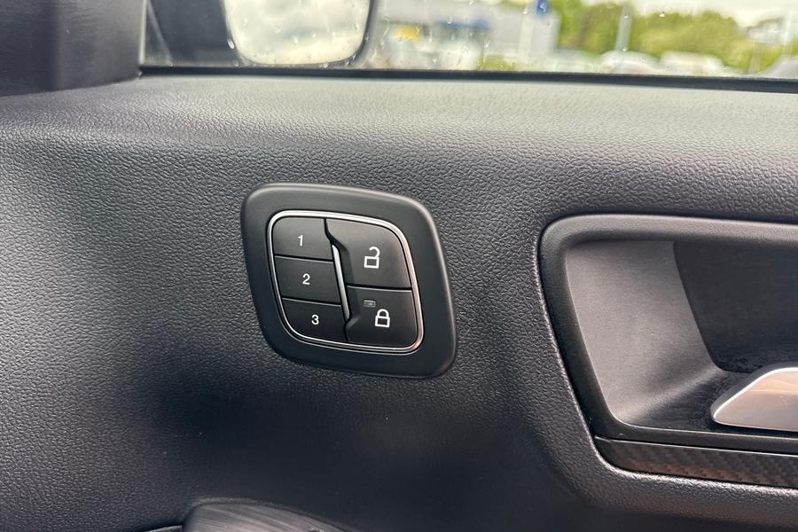 Ford KUGA Photo autoimg-d99902ca9283004264ba5e0e2c78280cbfb50561.jpg
