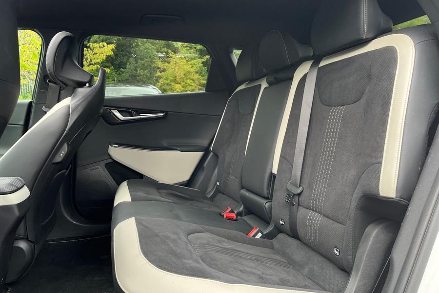 Kia EV6 Photo autoimg-d99bcc06a0a2e748e12aeebd43f0564859de0522.jpg