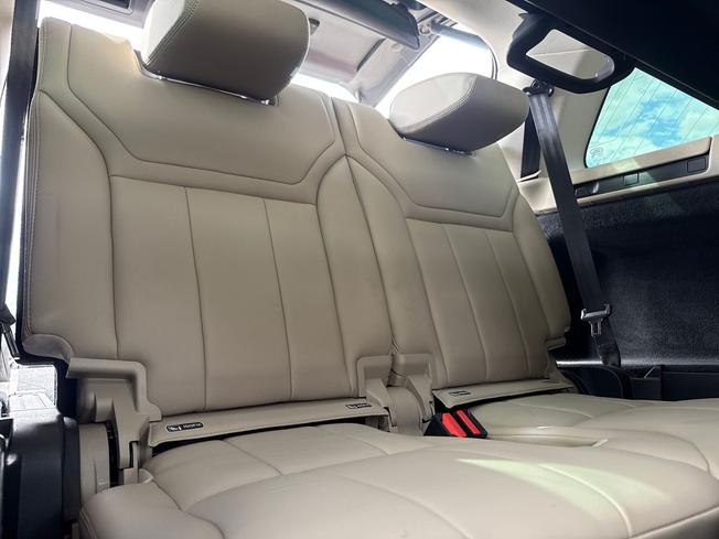 Land Rover Discovery Photo 22