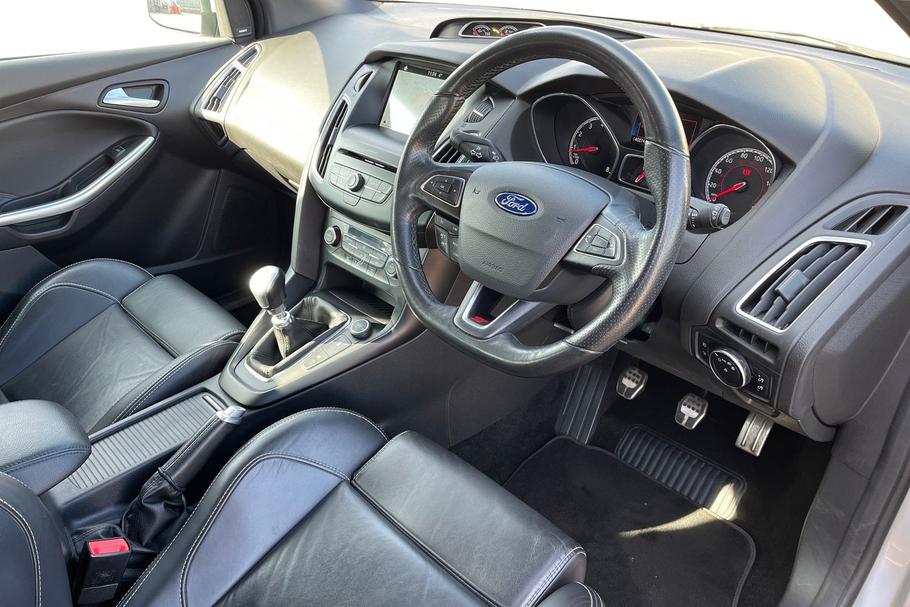 Used Ford FOCUS 9