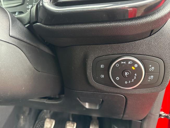 FORD Fiesta Photo 26