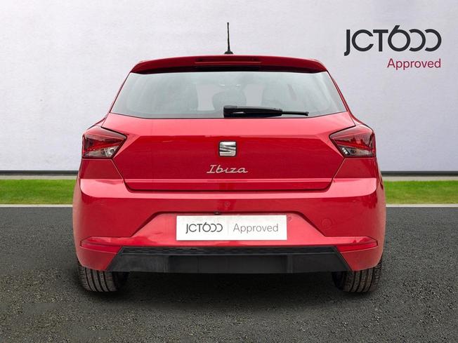 SEAT Ibiza Photo 7