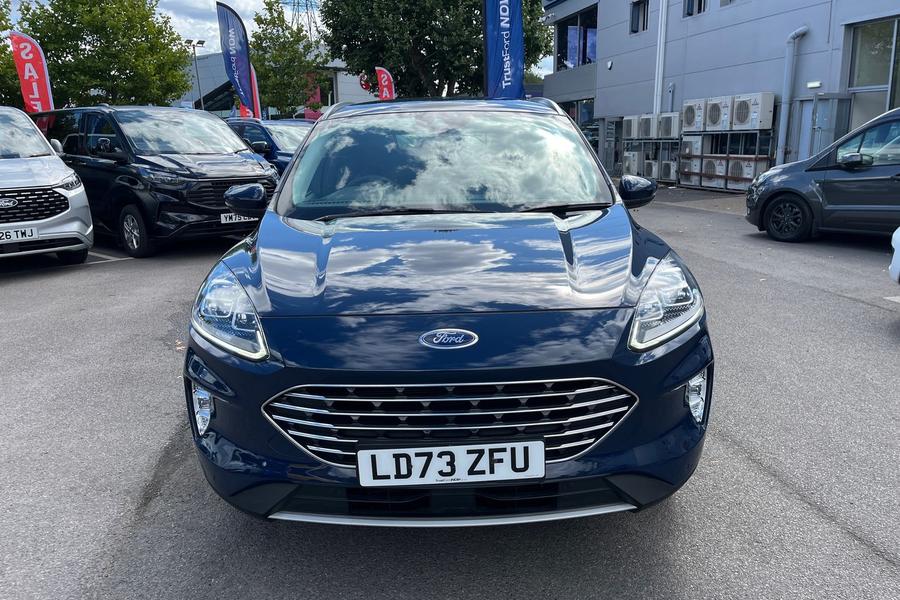Ford KUGA Photo autoimg-d9b343fa7cd170f428876efb148e20c2ebf42ee9.jpg