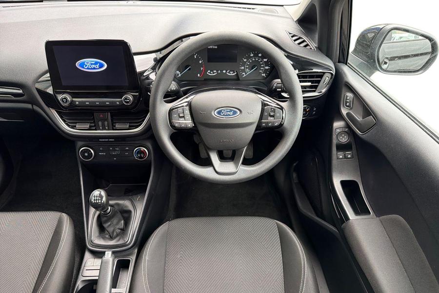 Ford FIESTA Photo autoimg-d9b3be12dcd035b42a29da805656ac640db1357c.jpg