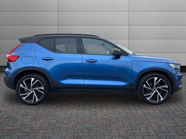 Volvo XC40 Photo autoimg-d9b3c1af305efed81364fcadc442fd12e1e9ef00.jpg