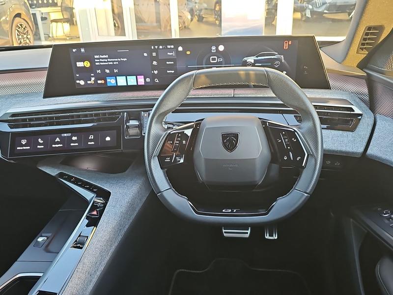 Used Peugeot 3008 KW74UYF 12