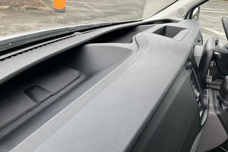 Used FORD TRANSIT WR72CVM 17