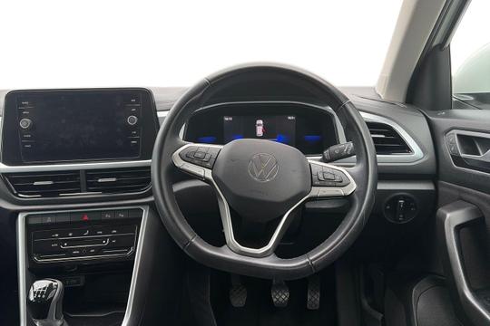Volkswagen T-roc Photo autoimg-d9c189a2fc959053de3364c20618f29109e67b99.jpg