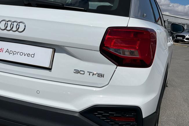 Audi Q2 Photo 18
