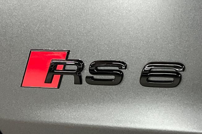 AUDI Rs6 Avant Photo 34