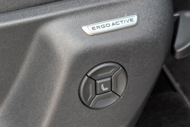 VOLKSWAGEN Tiguan Photo 38