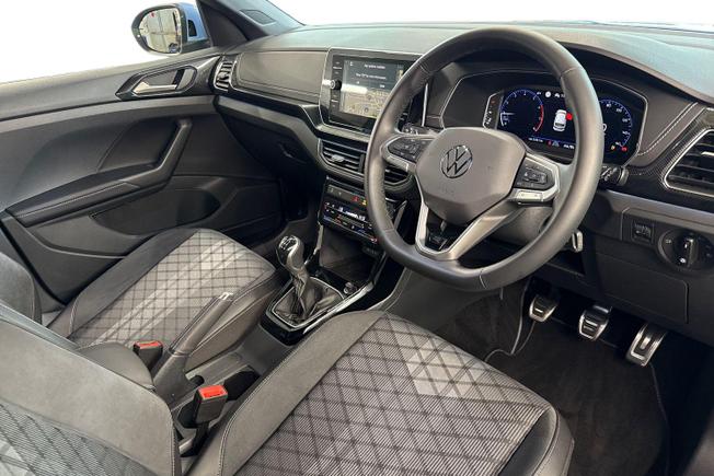 VOLKSWAGEN T-Cross Photo 6