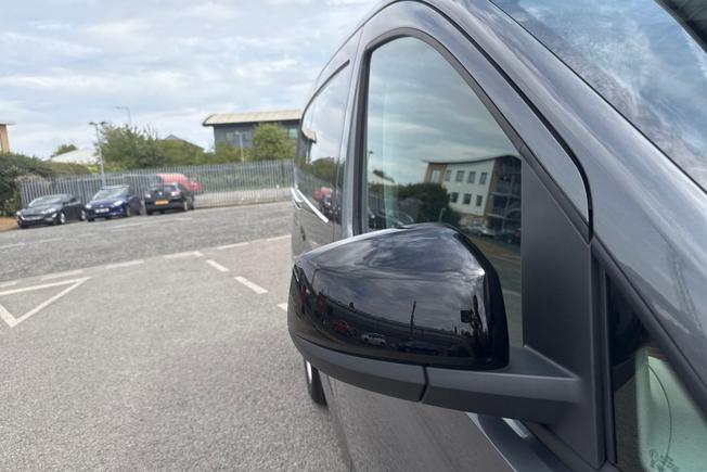 VOLKSWAGEN Caddy Maxi Photo 20
