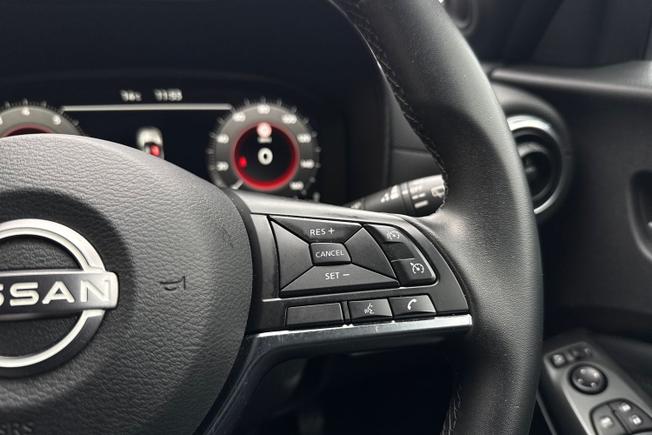 NISSAN Juke Photo 17