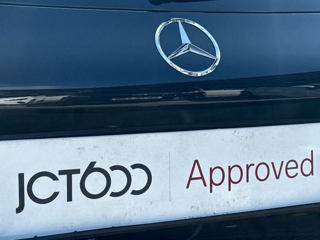 Mercedes-Benz GLC Photo 29