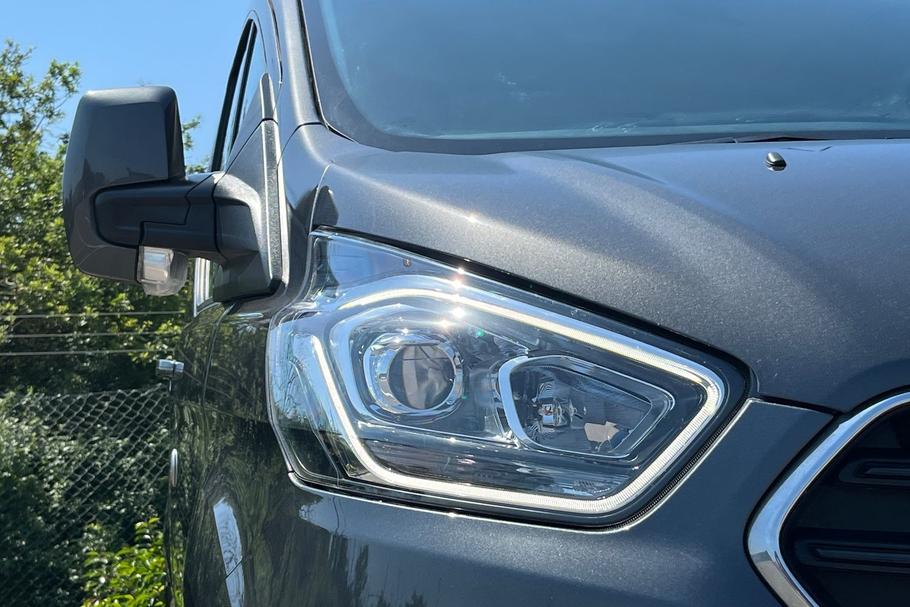 Used Ford TRANSIT CUSTOM LO23BPK 26